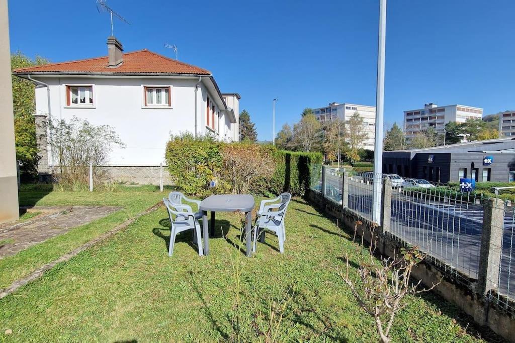 Maison Aurillac - 2 Chambres - Parking Gratuit Extérieur photo